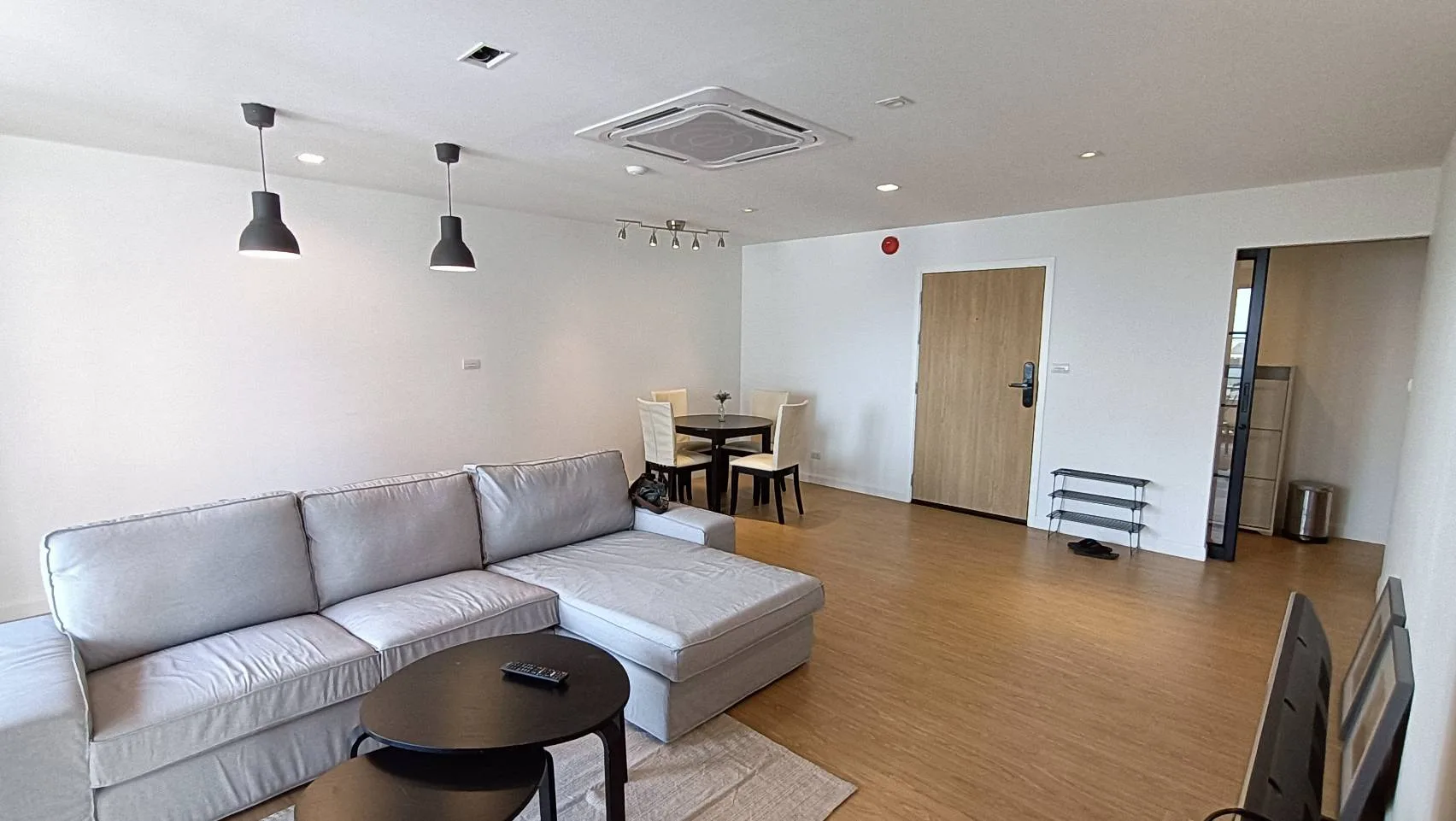 Property photos for Sampoom Garden