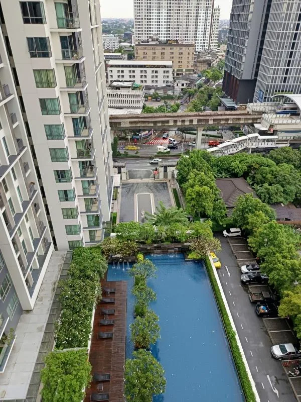 Property photos for The Room Sukhumvit 62