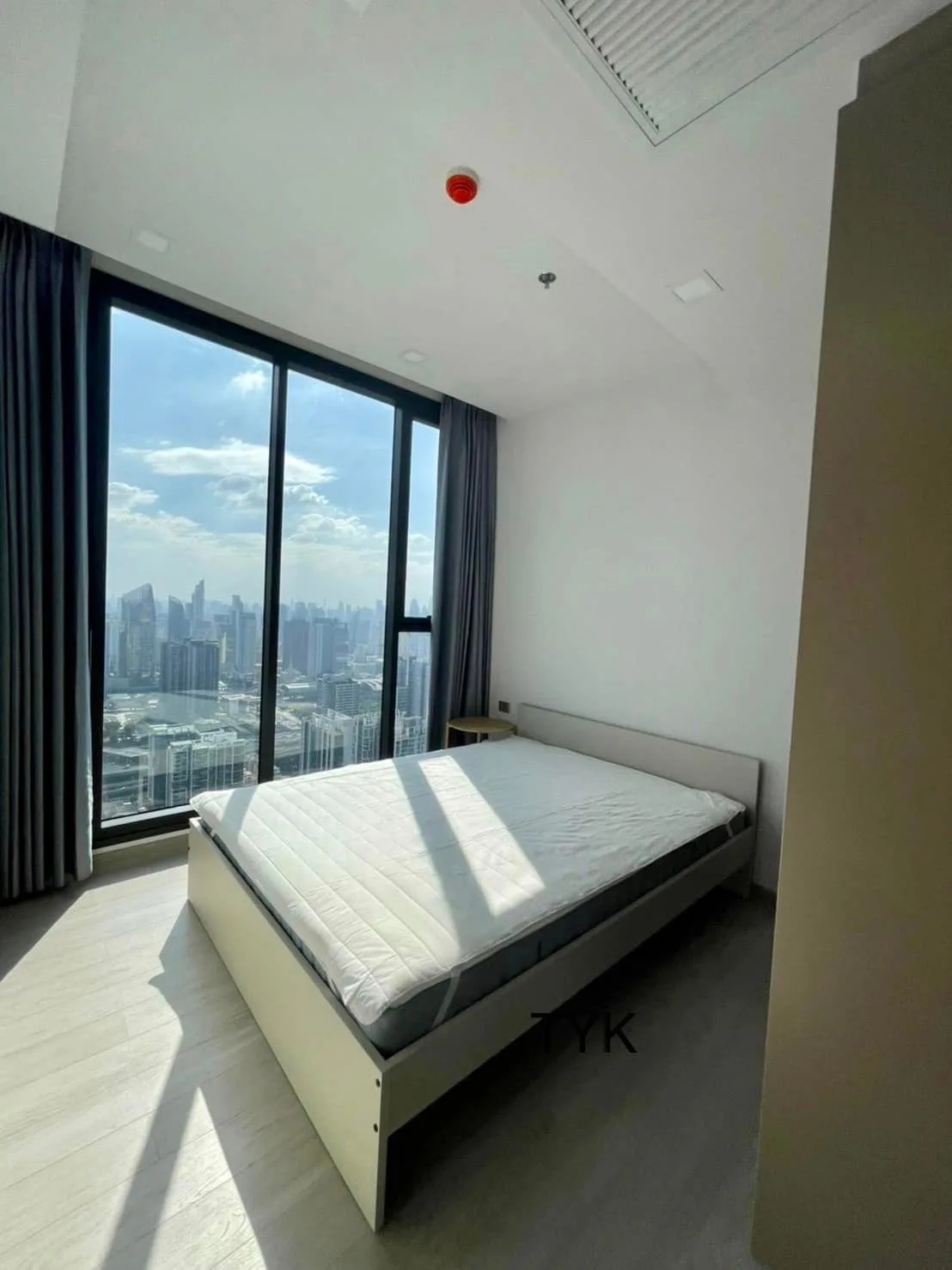 Property photos for One 9 Five Asoke - Rama 9