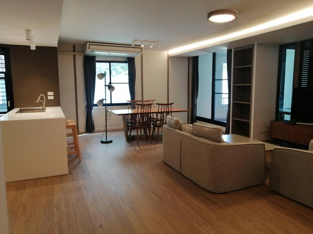 Property photos for Lily House