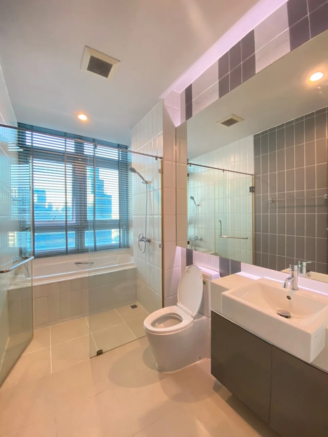 Property photos for Circle Condominium