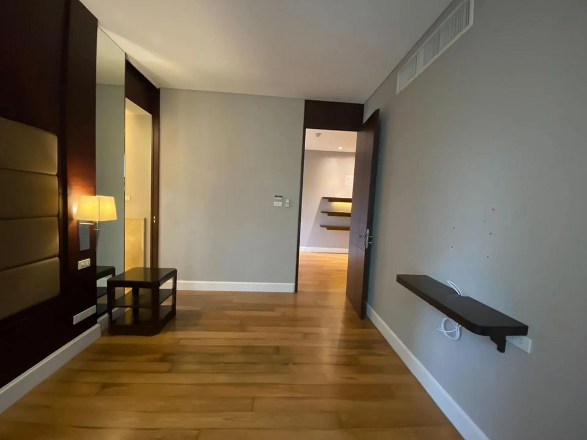 Property photos for Vincente Sukhumvit 49