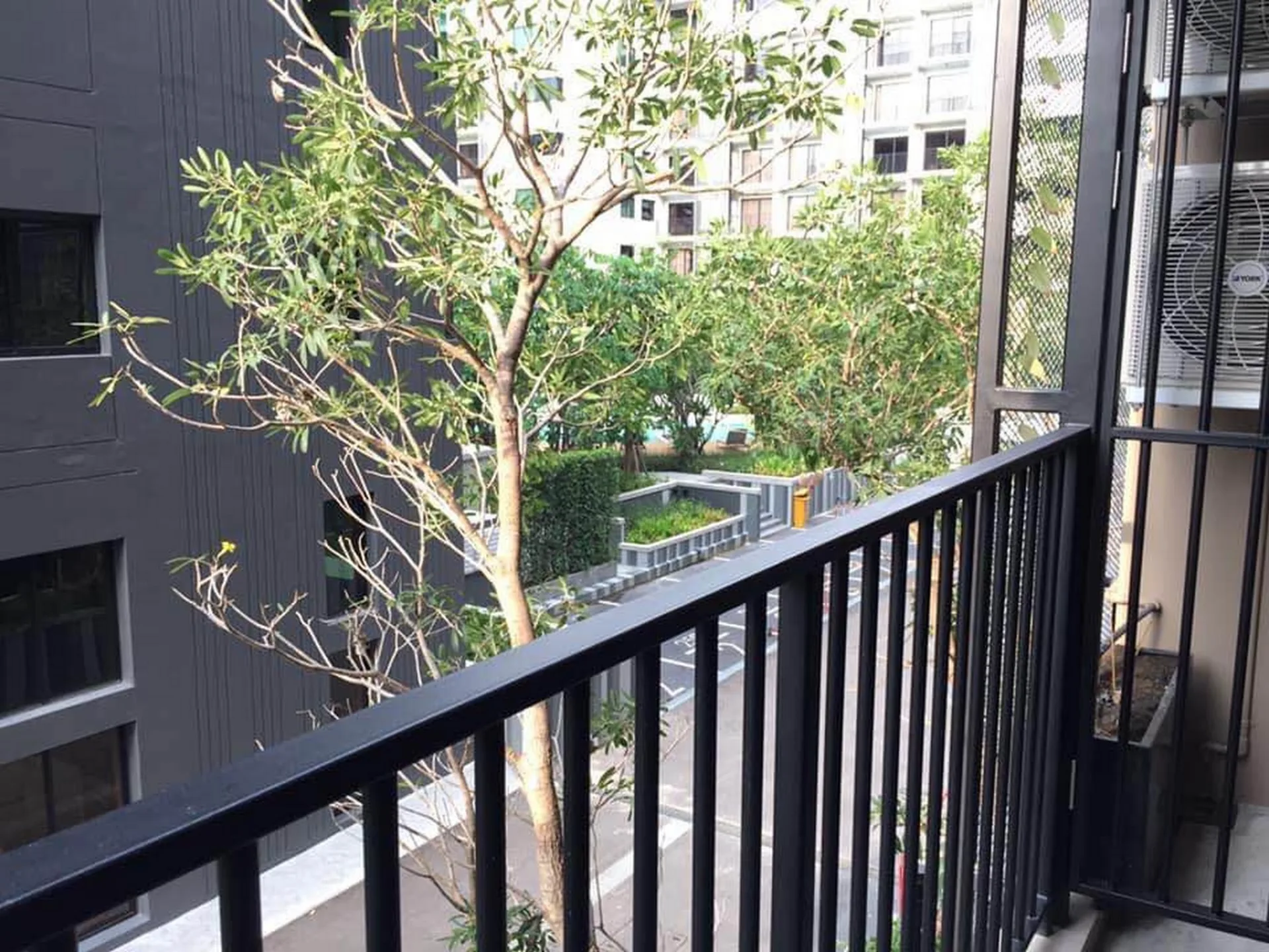 Property photos for Blossom Condo @ Sathorn - Charoenrat