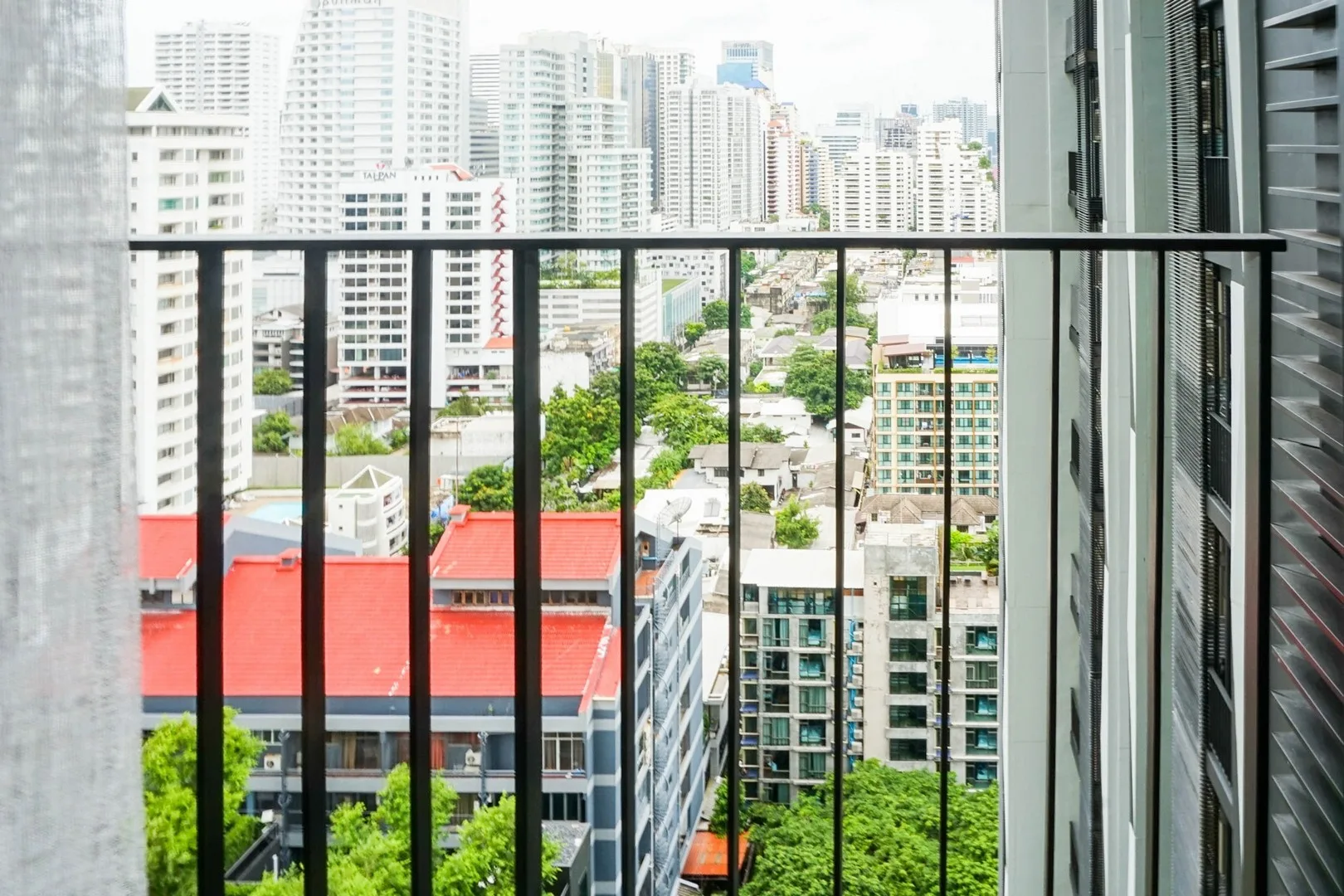 Property photos for Edge Sukhumvit 23