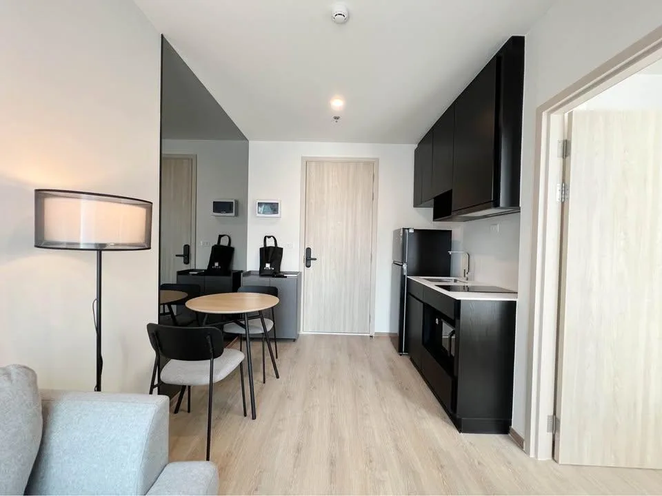 Property photos for Nue District R9