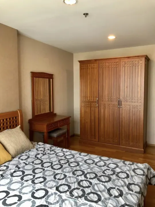 Property photos for THE LINE Phahonyothin Park