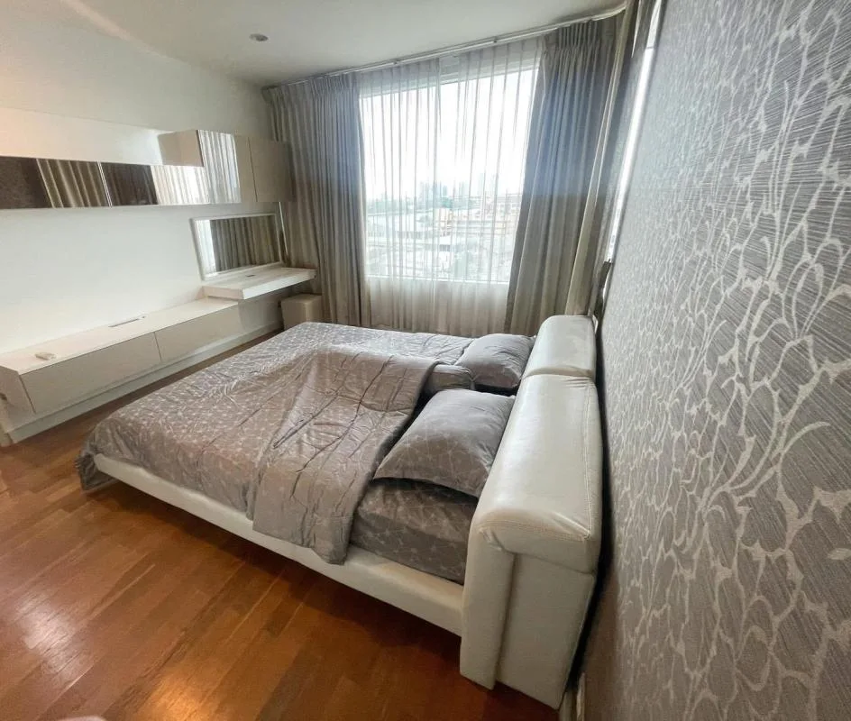 Property photos for Watermark Chaophraya
