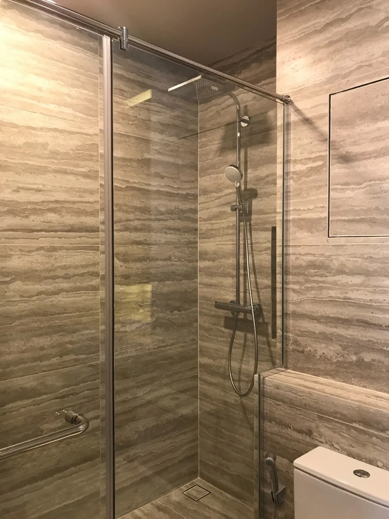 Property photos for Celes Asoke