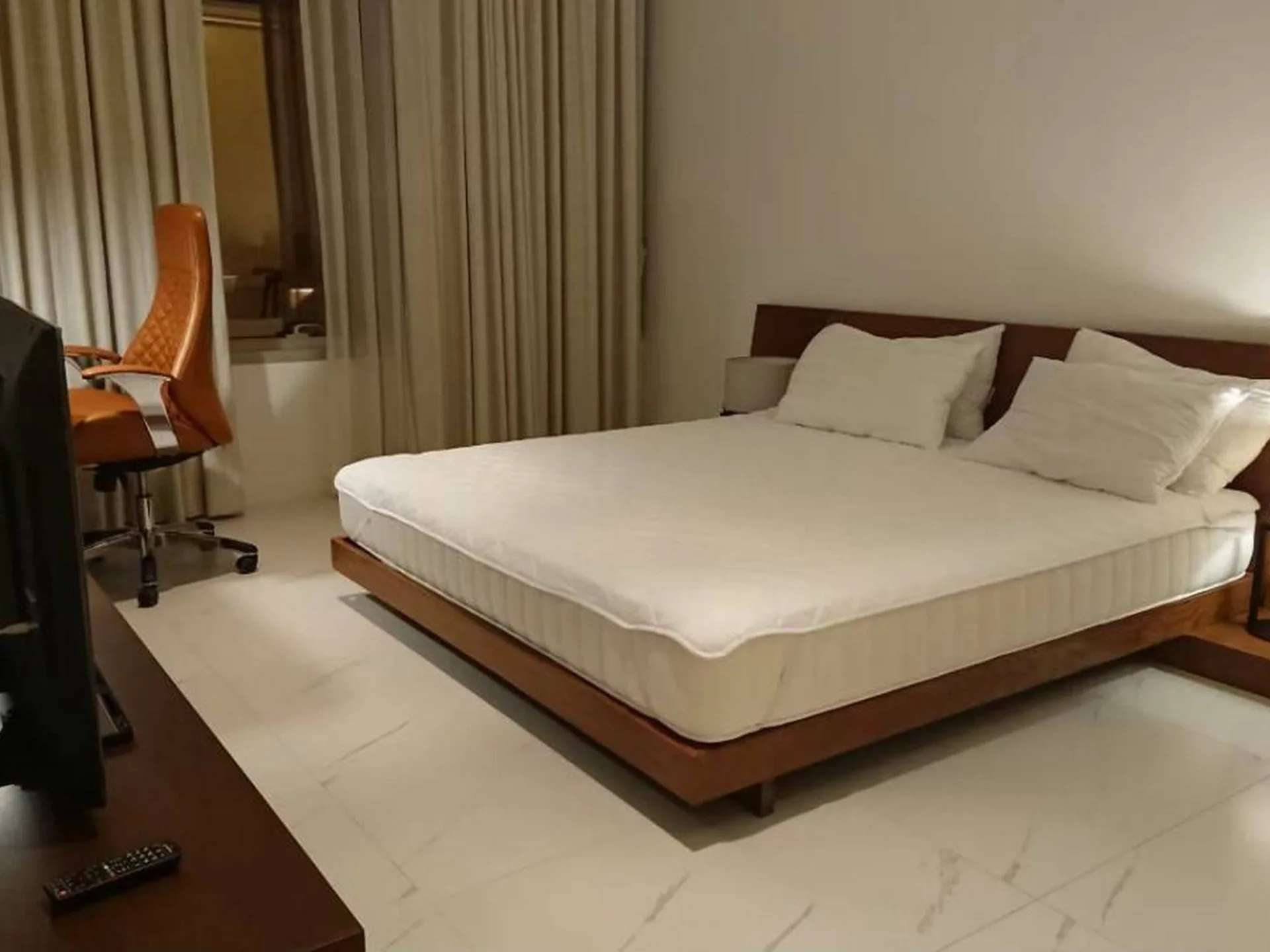 Property photos for 185 Rajadamri