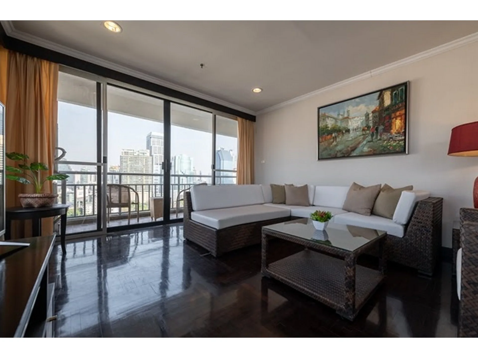 Property photos for Lake Green