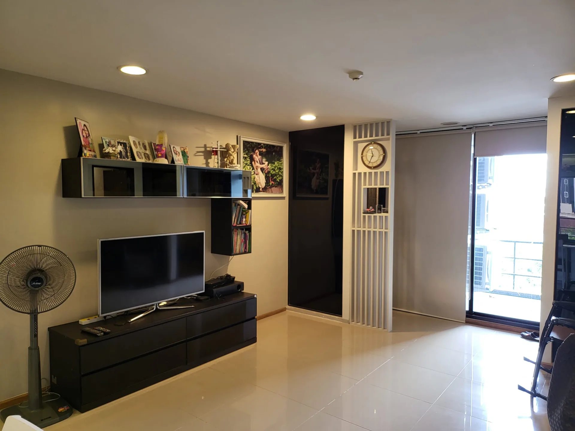 Property photos for The Tempo Phaholyothin