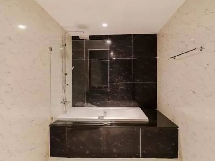 Property photos for State Tower