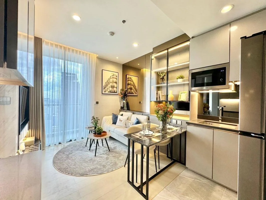 Property photos for The Extro Phayathai-rangnam