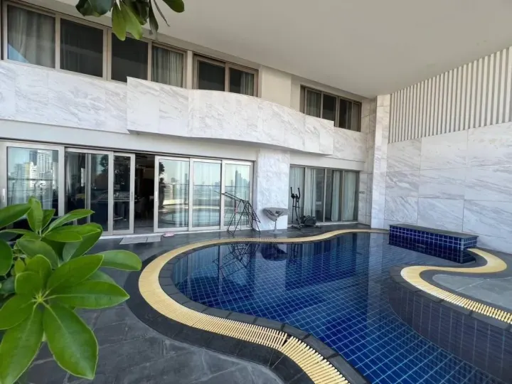 Property photos for Le Raffine Sukhumvit 24