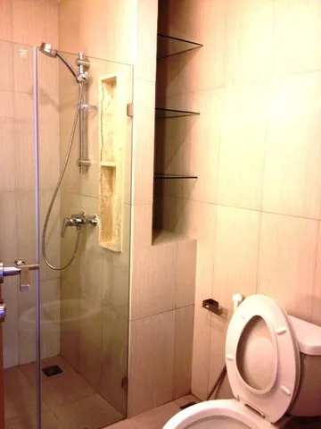 Property photos for Zenith Place Sukhumvit 42