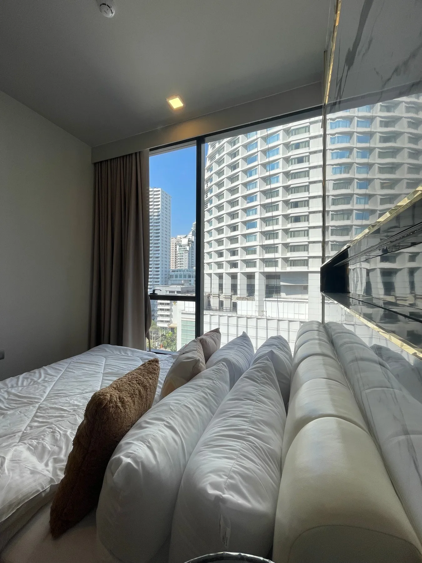 Property photos for Celes Asoke