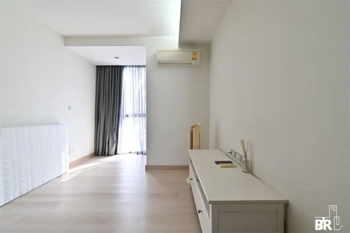 Property photos for Via 49