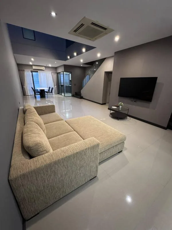 Property photos for The Landmark Ekamai-ramindra