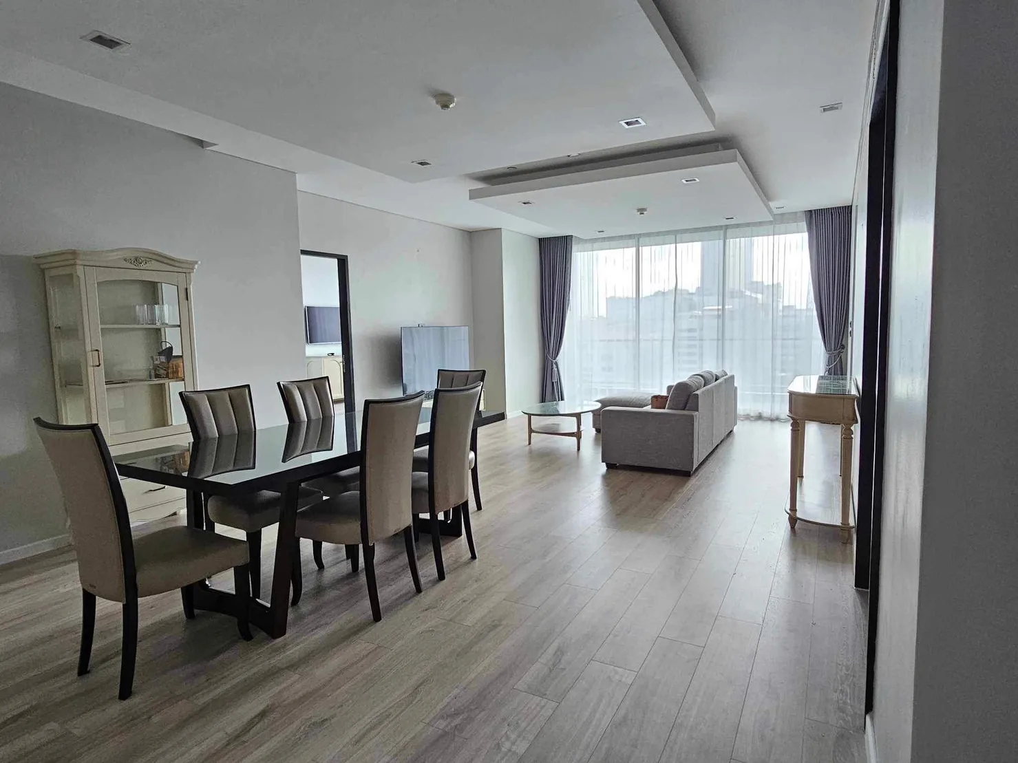Property photos for The Park Chidlom