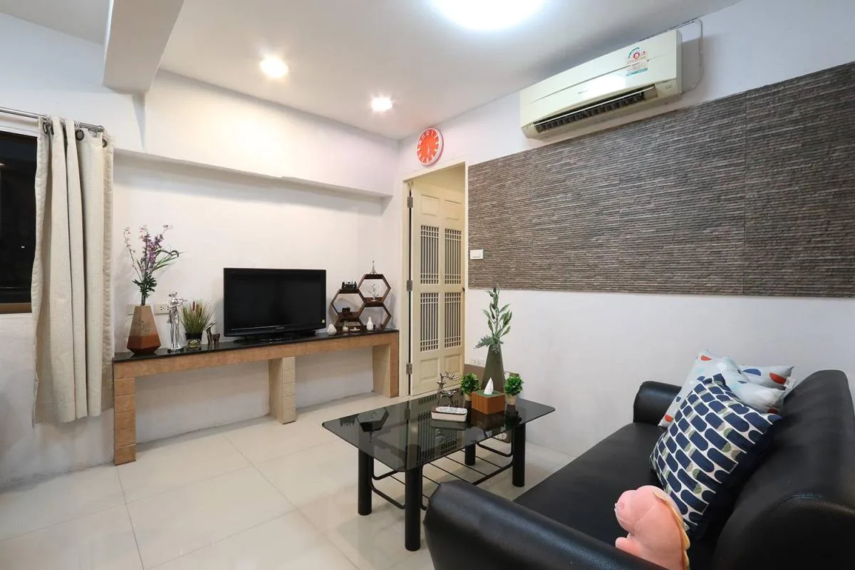 Property photos for Thonglor Tower