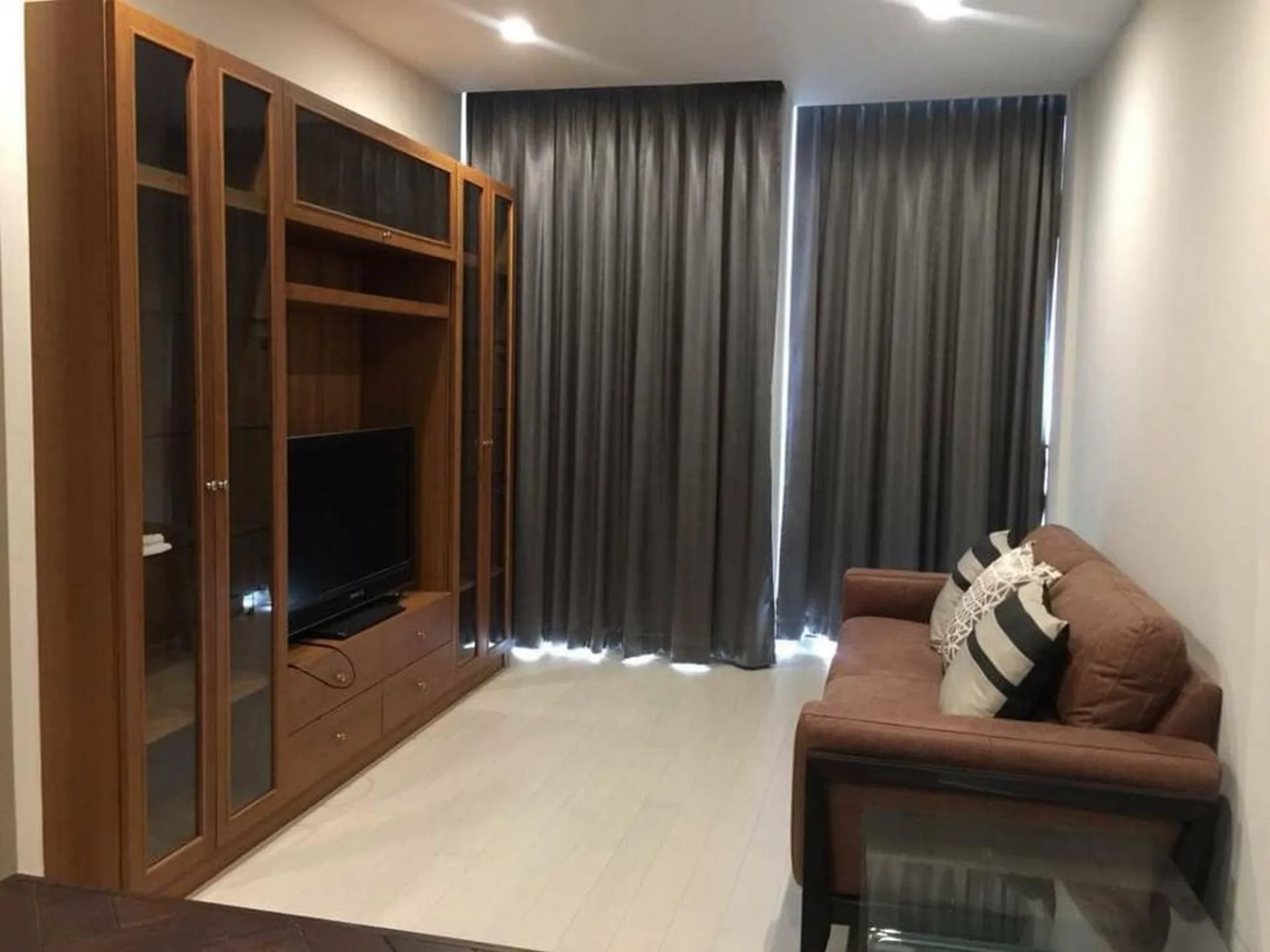 Property photos for Noble Ploenchit