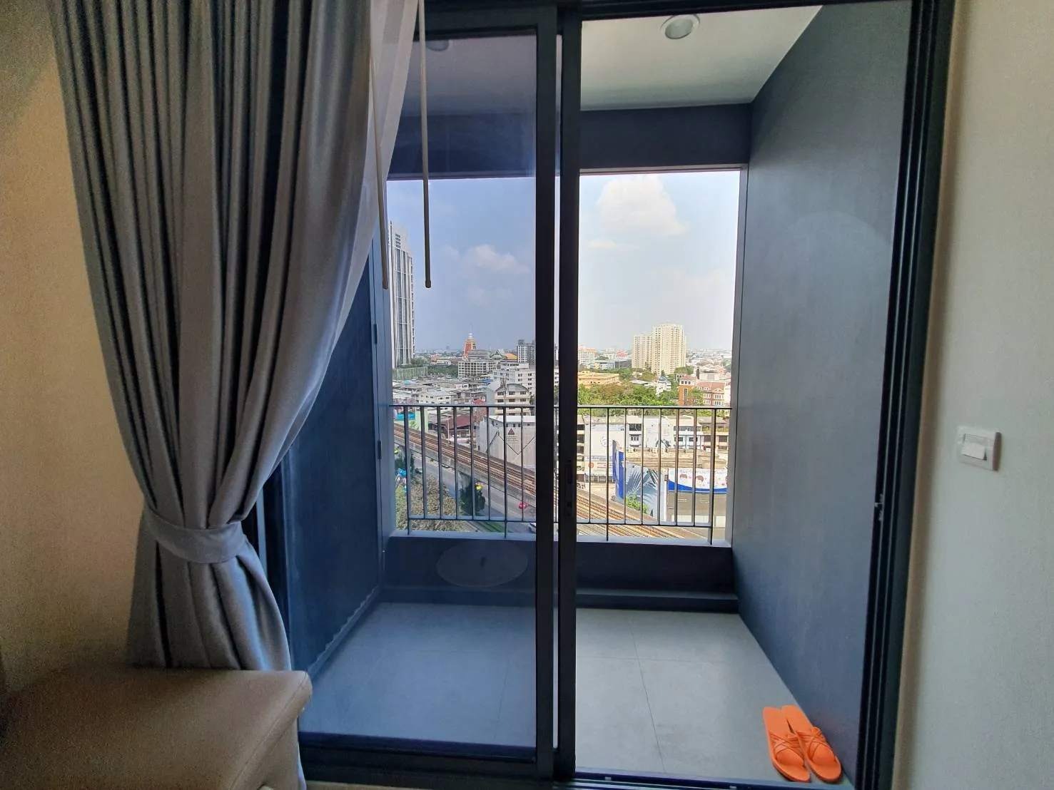 Property photos for IDEO Mobi Sukhumvit 66