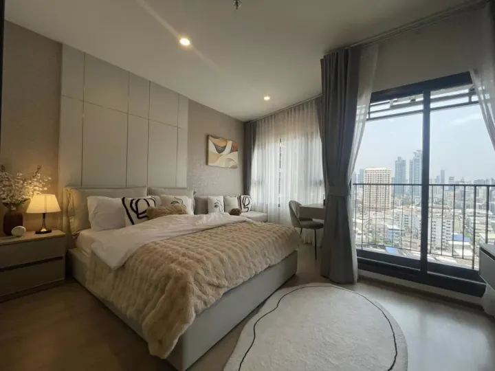 Property photos for Life Rama 4 - Asoke