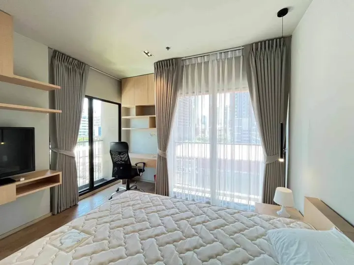 Property photos for Noble Refine