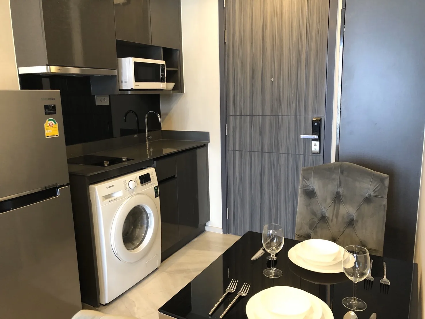 Property photos for Ashton Asoke