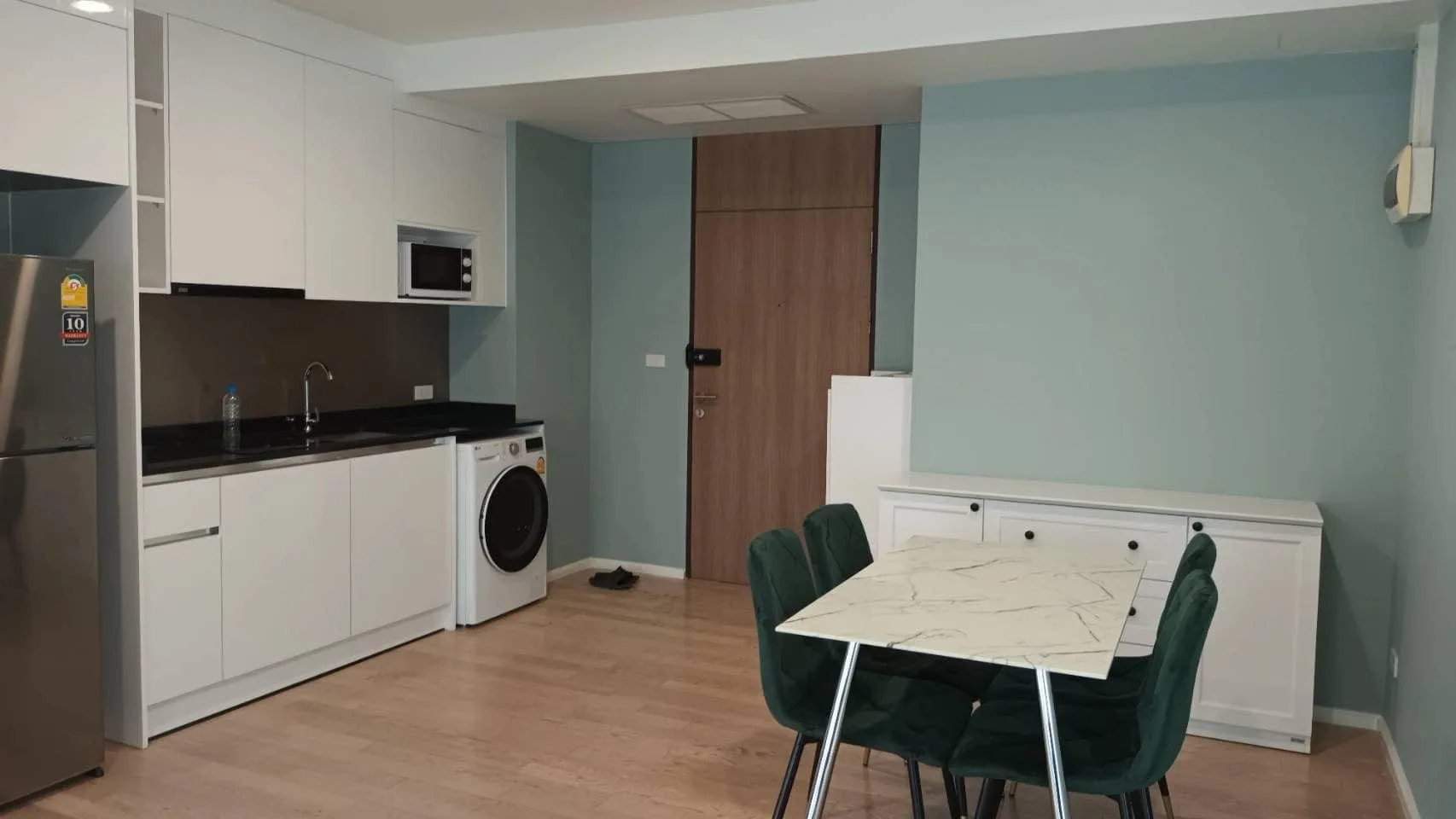 Property photos for Noble Solo