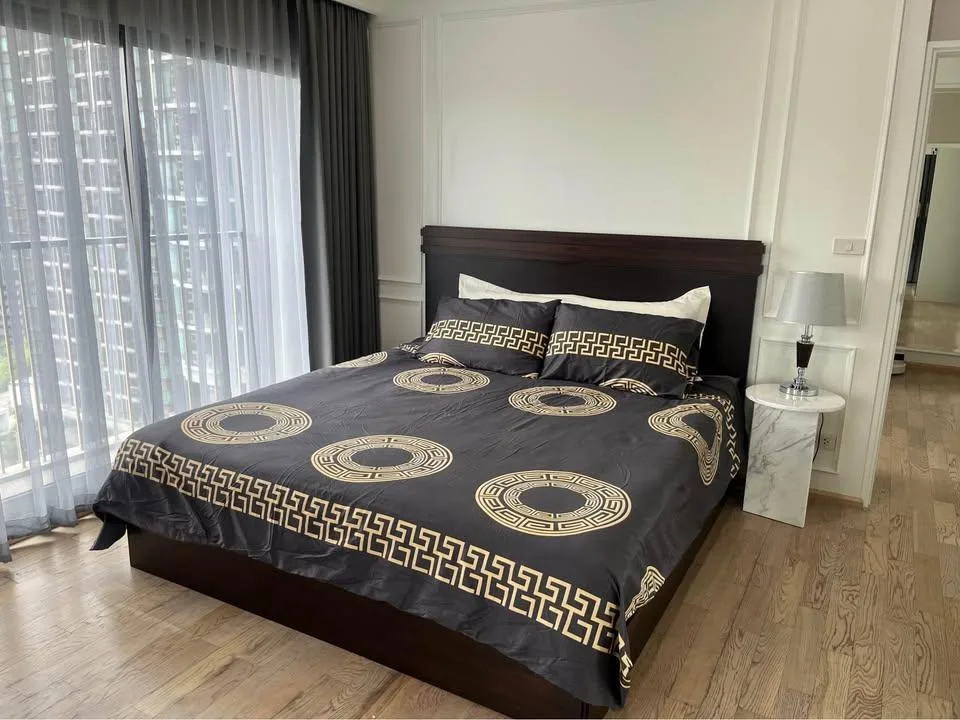 Property photos for Noble Remix