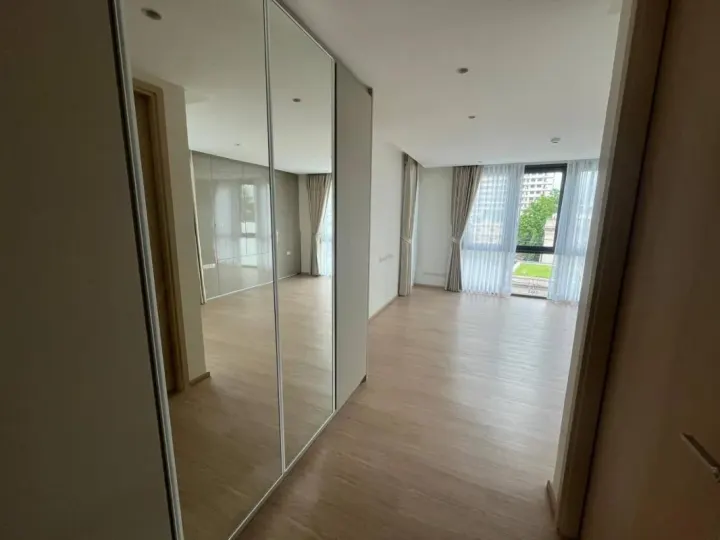 Property photos for Single House 49/19