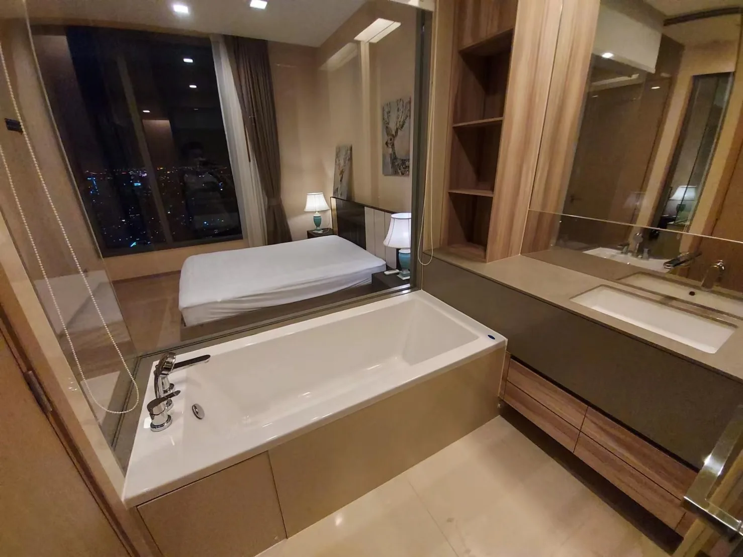 Property photos for The Esse Asoke