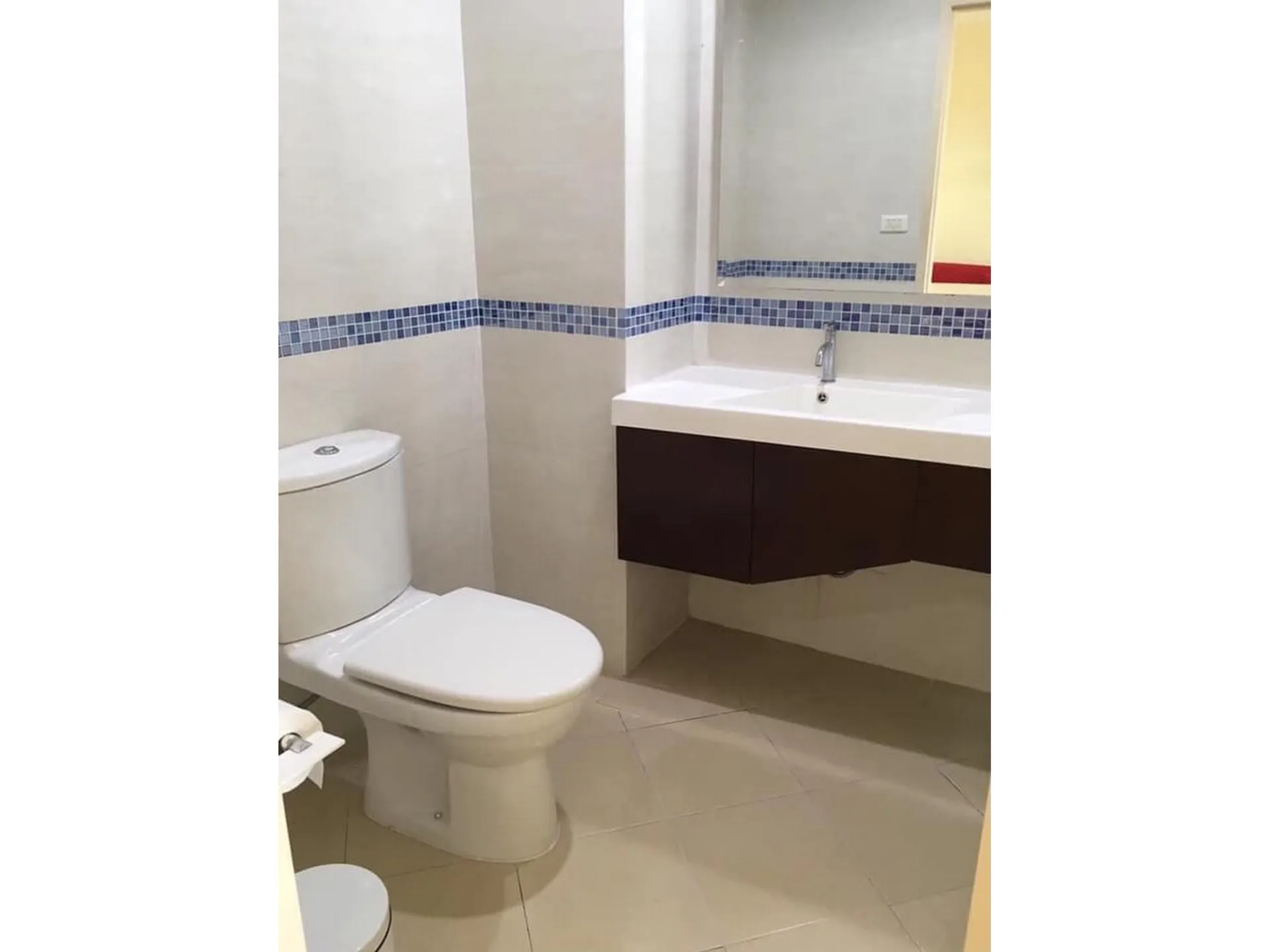 Property photos for Life @ Phahon - Ari