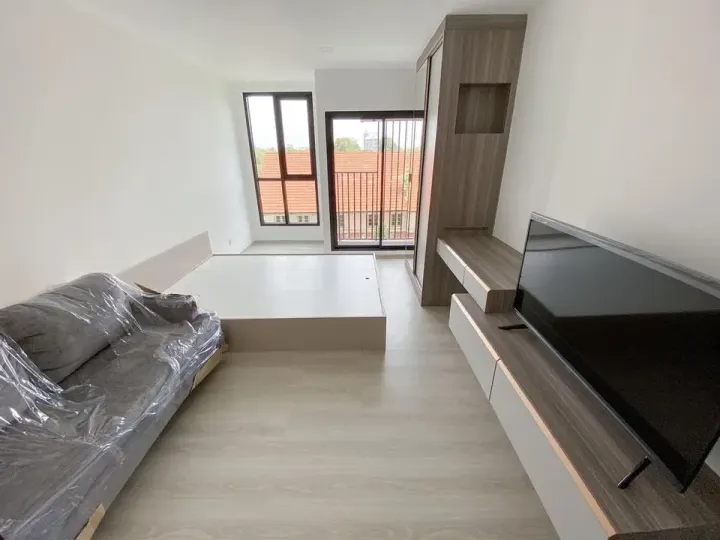 Property photos for Kensington 63