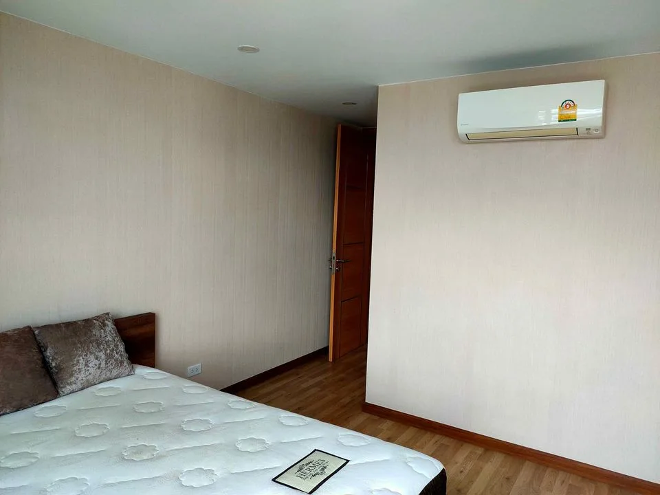 Property photos for D'Rouvre Condominium