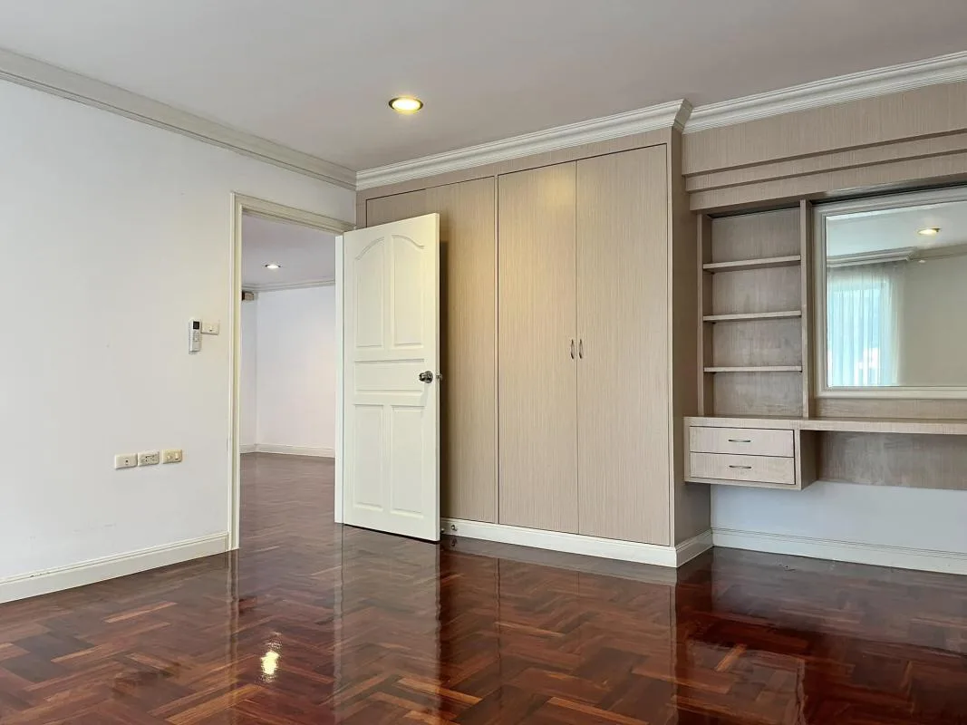 Property photos for GM Height