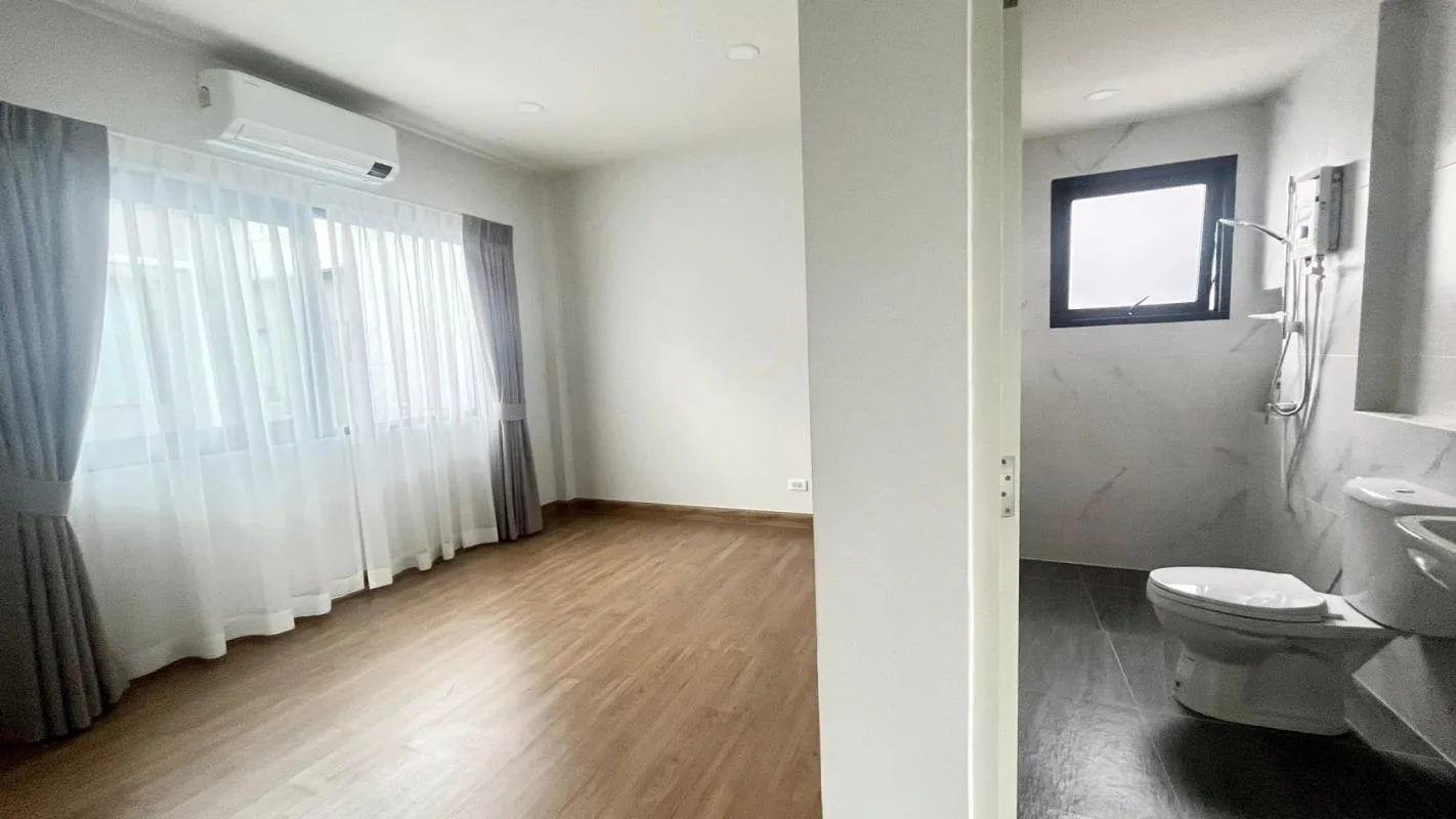 Property photos for Centro Bangna - Km.7