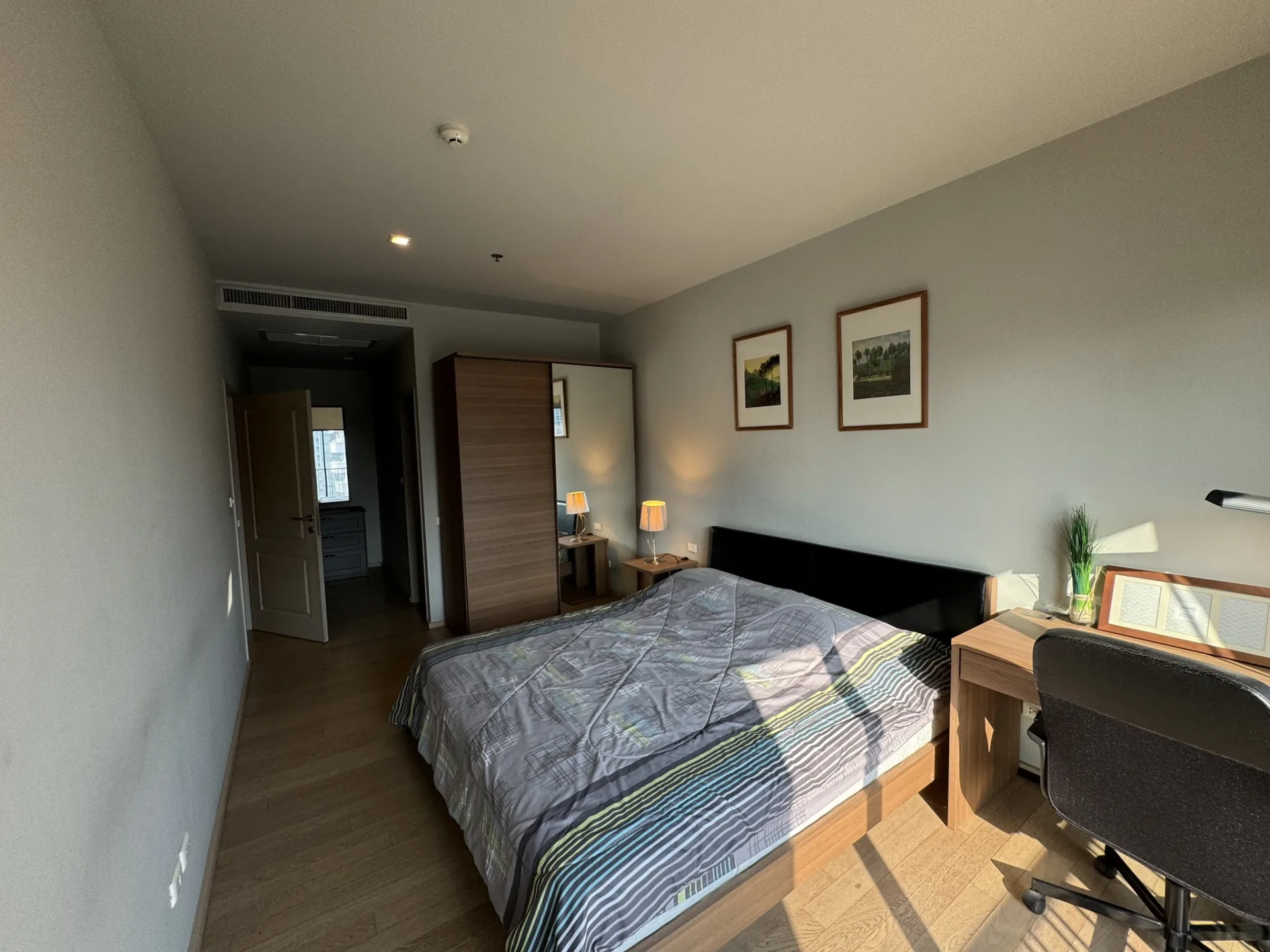 Property photos for Noble Refine