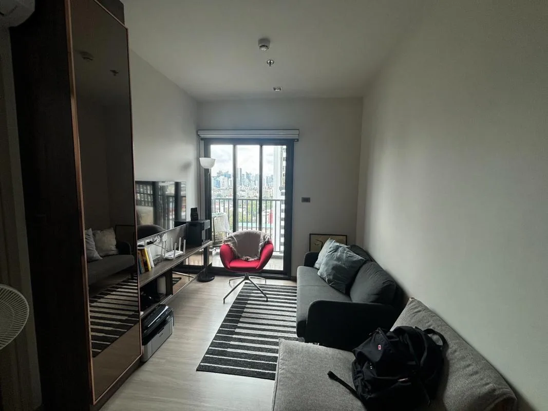 Property photos for The Base Phetchaburi-thonglor