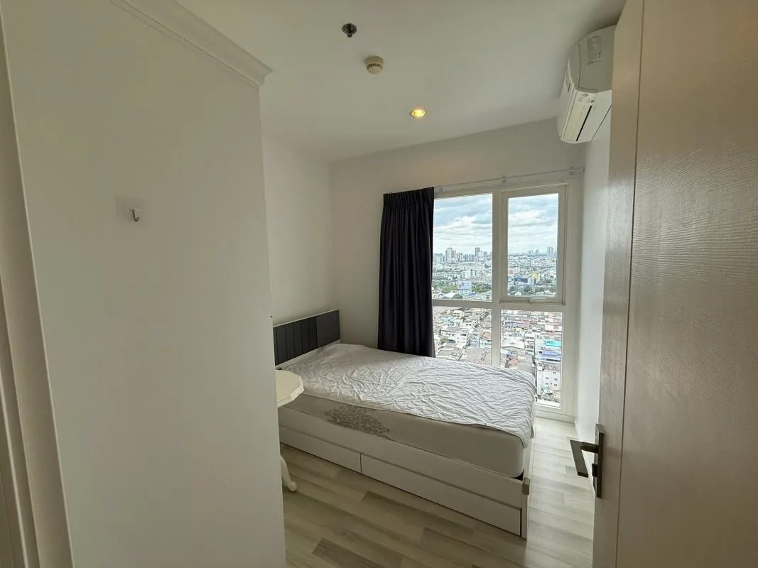 Property photos for The Key Sathorn - Charoenraj