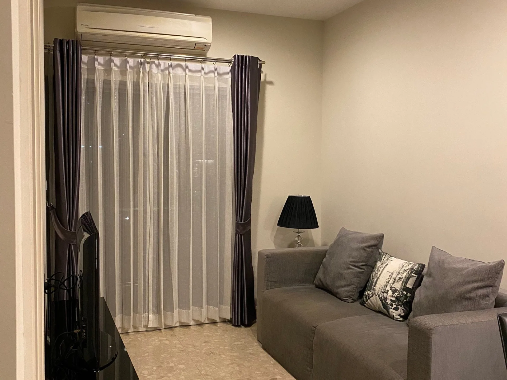 Property photos for The Crest Sukhumvit 34