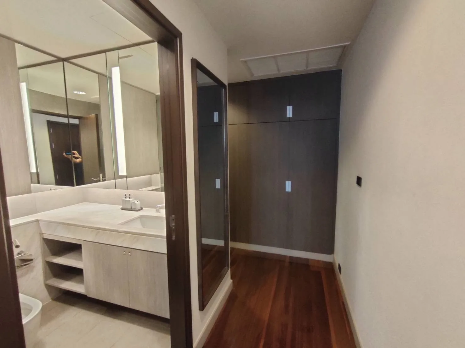 Property photos for Piya Residence 28 -30