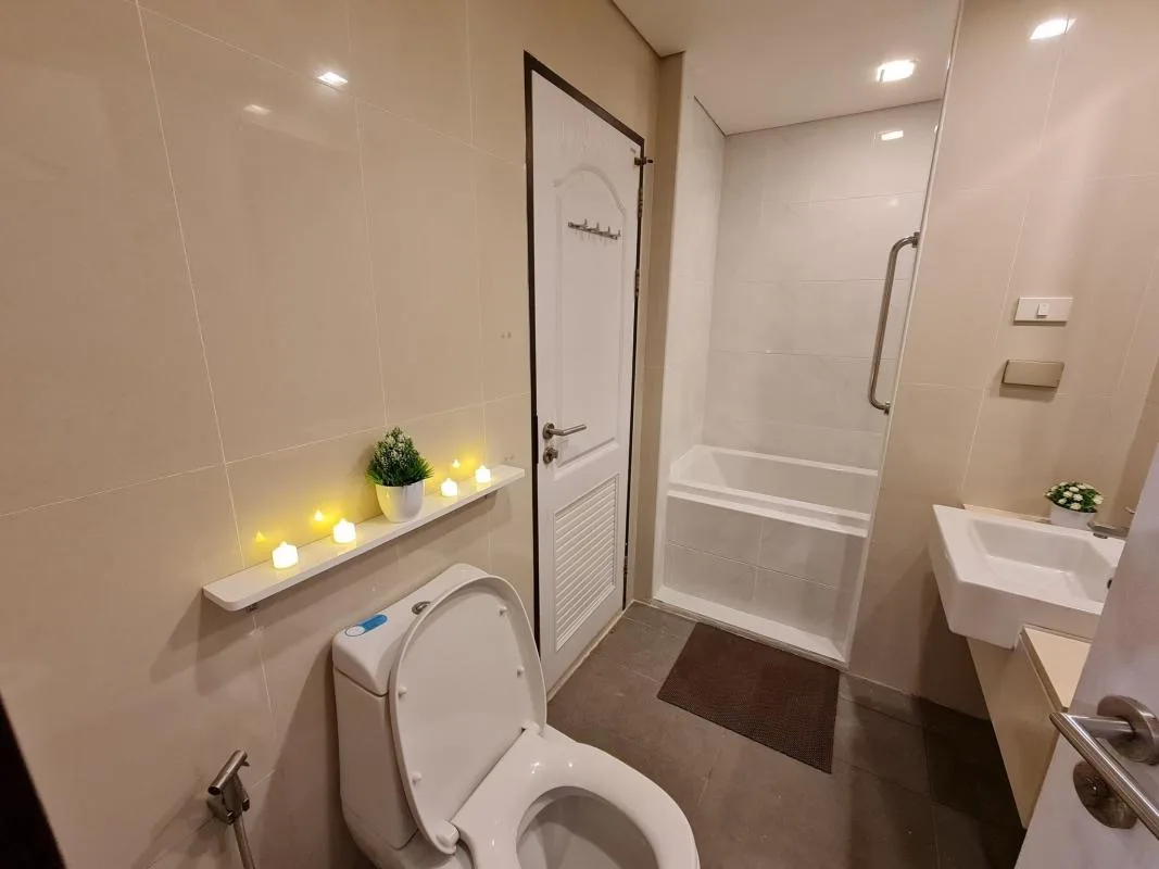 Property photos for Le Luk