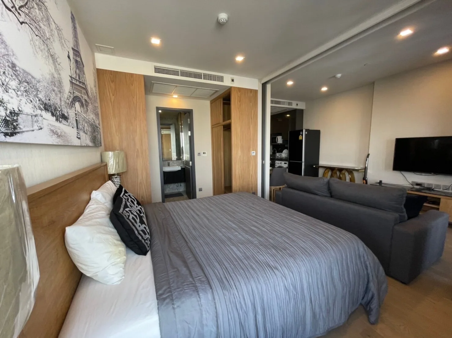 Property photos for Ashton Asoke