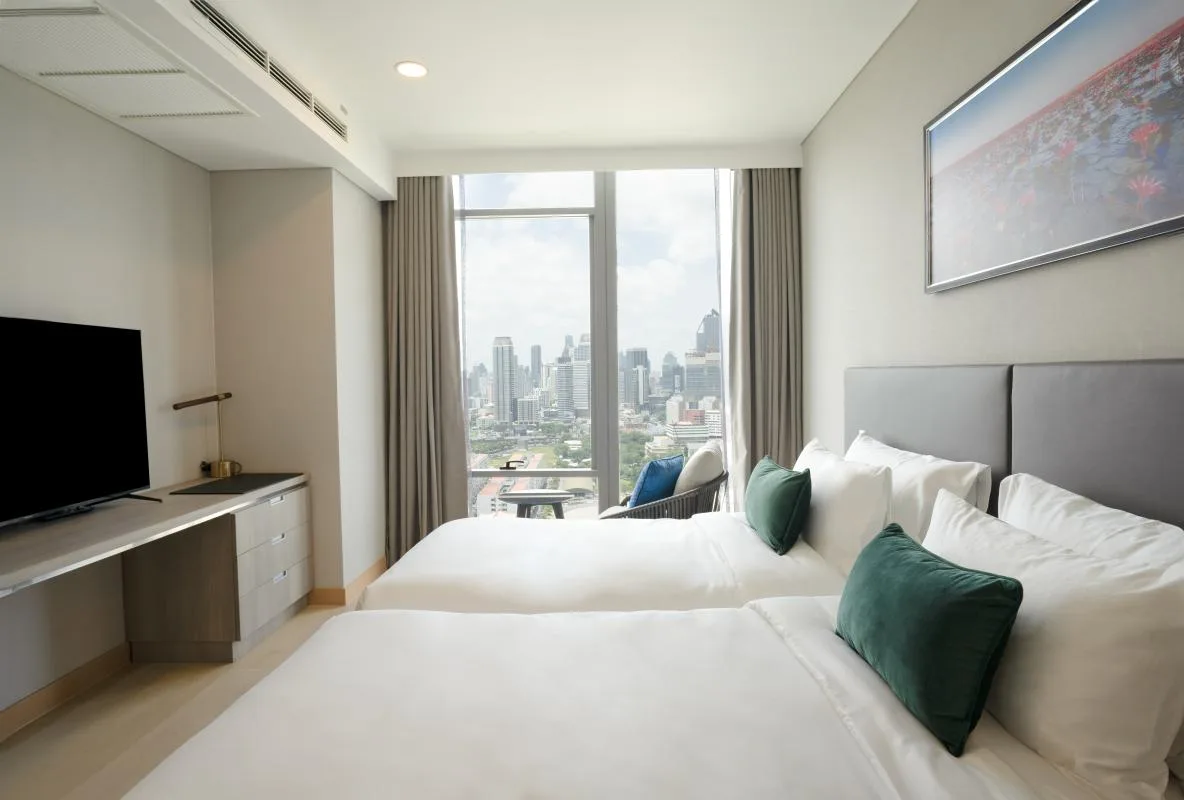 Property photos for Siamese Exclusive Queens