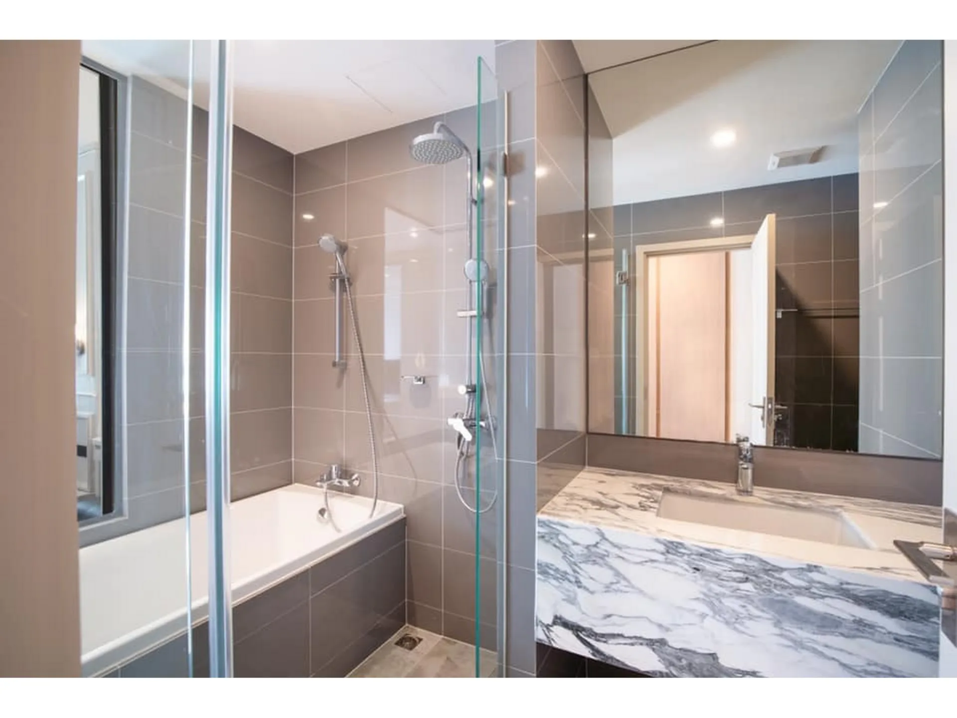 Property photos for Q Chidlom - Phetchaburi