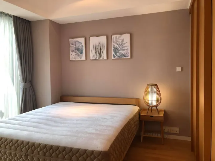 Property photos for The Met