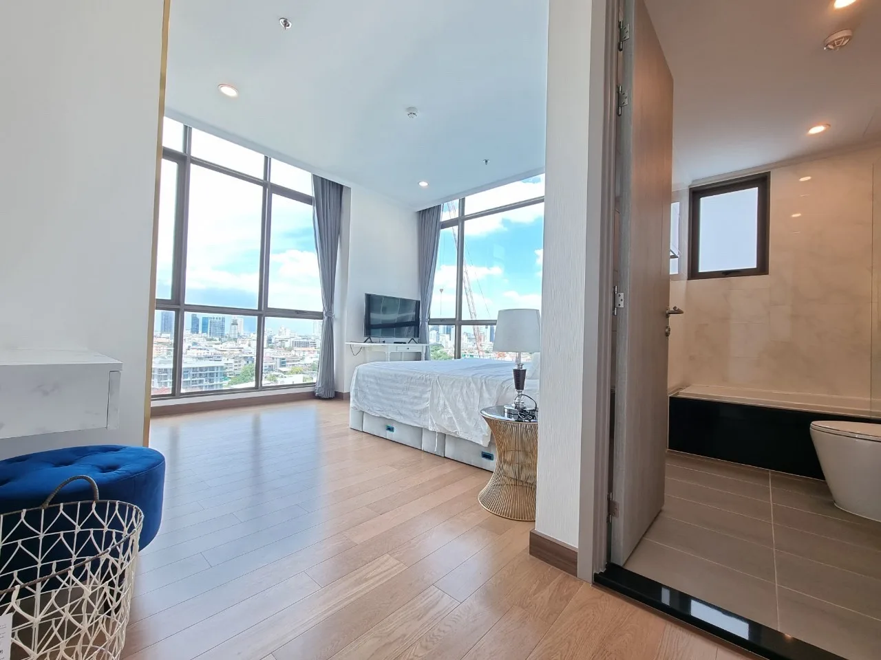 Property photos for Supalai Oriental Sukhumvit 39