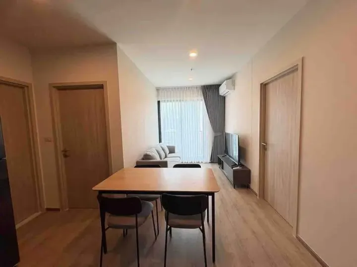 Property photos for Nue District R9